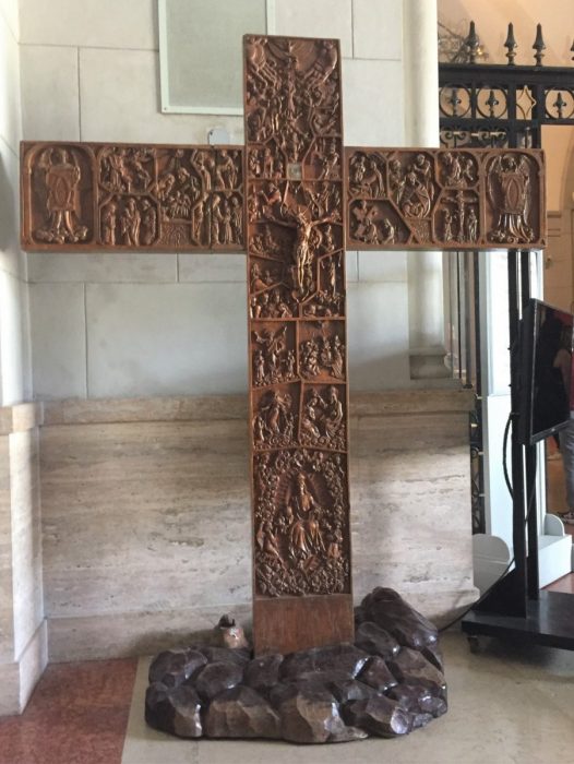 Carvings Cross 