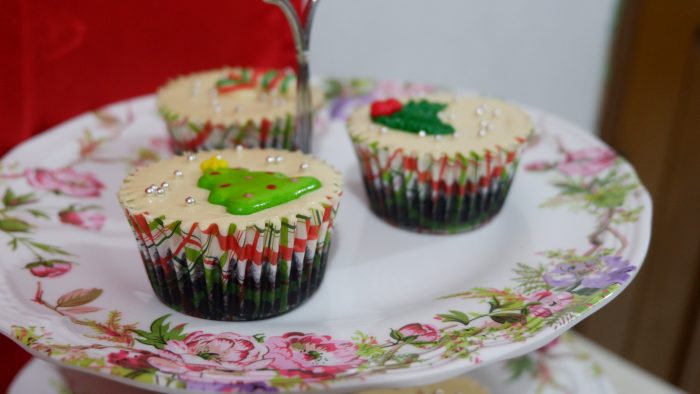 christmas-themed-cupcakes