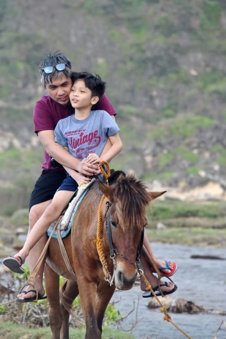 horseback-father-son