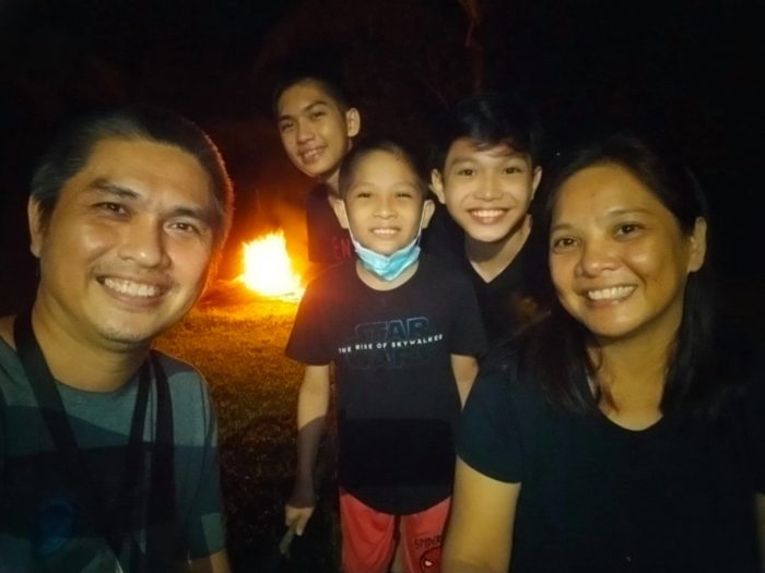 bonfire-famiy-rizal